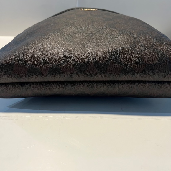 COPY - Coach File Crossbody Bag In Signature Print - Picture 4 of 10